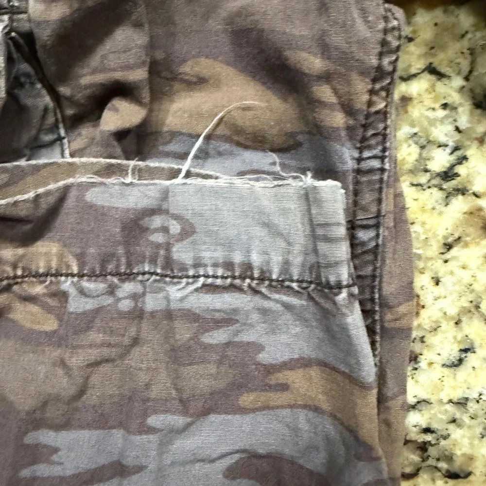 OshKosh B'gosh Kids 2T Camo Cargo Pants Brown Grey Elastic Waist Drawstring